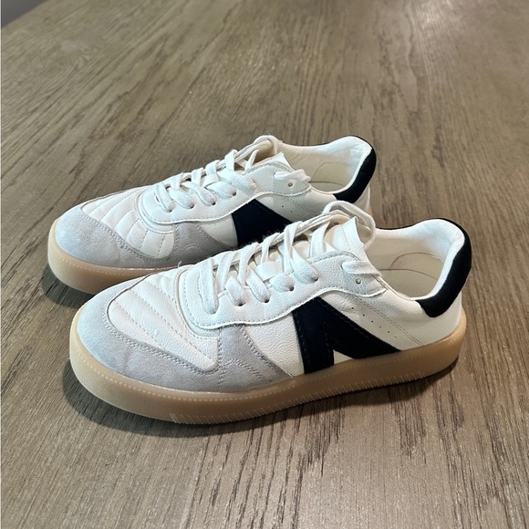 MIA Shoes - MIA Leather Retro Sneakers Size 6.5 White/Black Gum Sole